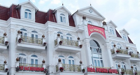 Khách sạn Hoa Phong