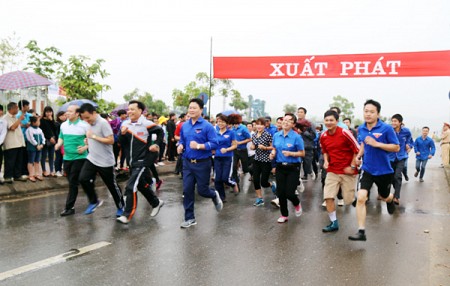 Lào Cai Hưởng Ứng Ngày Chạy Olympic Vì Sức Khỏe Toàn Dân