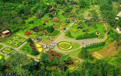 Chiêm ngưỡng vẻ đẹp hùng vĩ của Núi Hàm Rồng Sapa Chiêm ngưỡng vẻ đẹp hùng vĩ của Núi Hàm Rồng Sapa